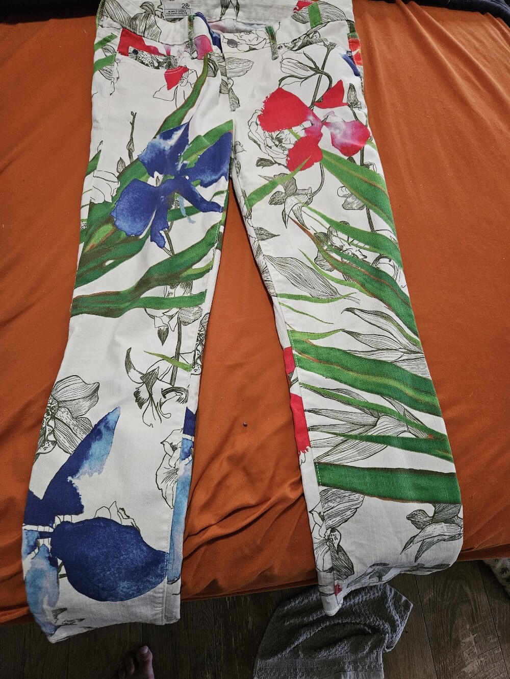 Gap 1969 Floral Print Stretch Pants - White with Green, Blue & Red